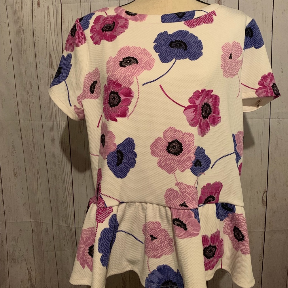 Elle Peplum Floral Top